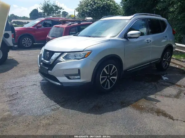 JN8AT2MV8JW341906 2018 NISSAN ROGUE - Image 2