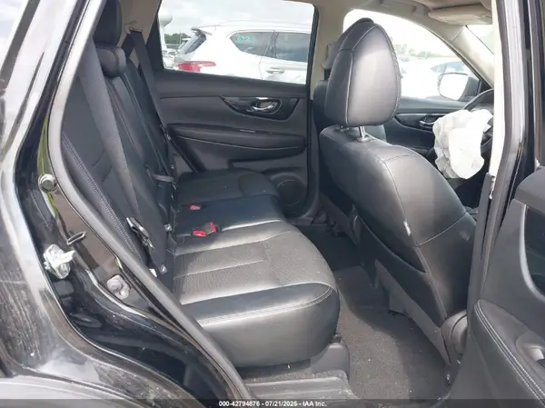JN8AT2MV8JW344577 2018 NISSAN ROGUE - Image 8
