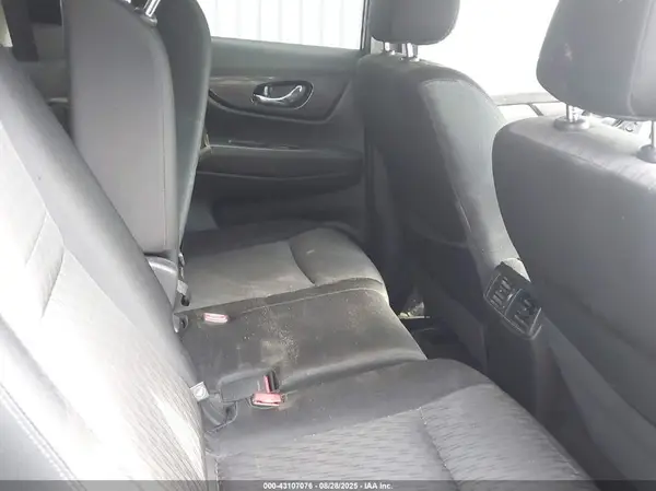 JN8AT2MV8JW350119 2018 NISSAN ROGUE - Image 8