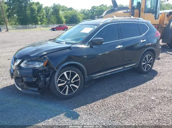 JN8AT2MV8JW352906 2018 NISSAN ROGUE - Image 2