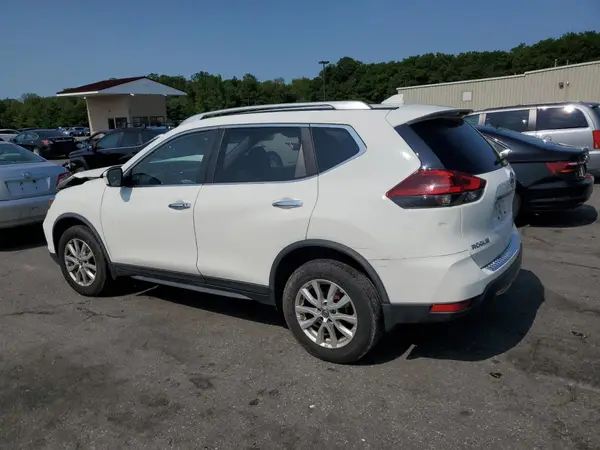 JN8AT2MV8JW353988 2018 NISSAN ROGUE - Image 2