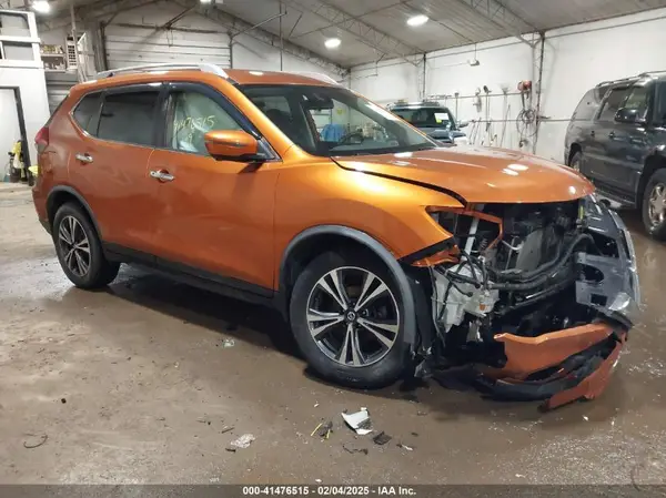 JN8AT2MV8KW370341 2019 NISSAN ROGUE - Image 1