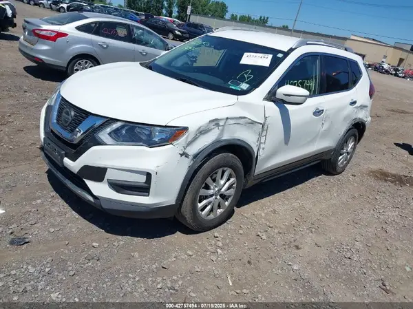 JN8AT2MV8KW372218 2019 NISSAN ROGUE - Image 2