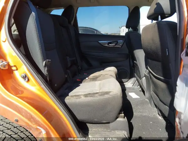 JN8AT2MV8KW376947 2019 NISSAN ROGUE - Image 8