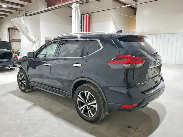 JN8AT2MV8KW377581 2019 NISSAN ROGUE - Image 2