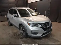 JN8AT2MV8KW378715 2019 NISSAN ROGUE