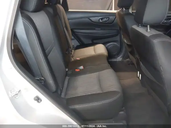 JN8AT2MV8KW378715 2019 NISSAN ROGUE - Image 8