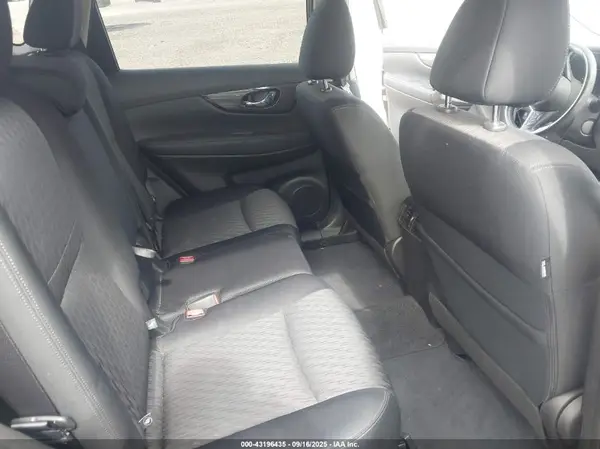 JN8AT2MV8KW378729 2019 NISSAN ROGUE - Image 8