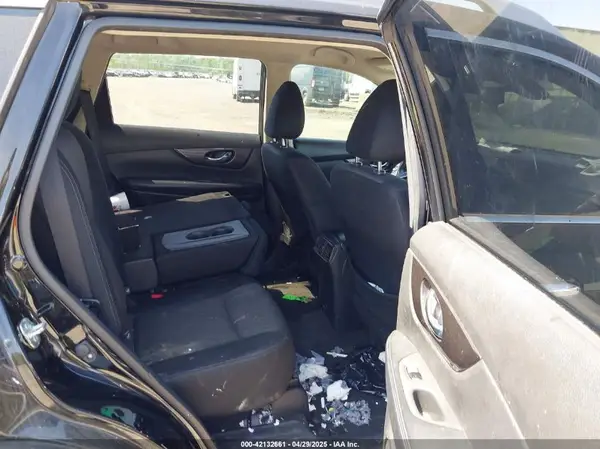 JN8AT2MV8KW379699 2019 NISSAN ROGUE - Image 8