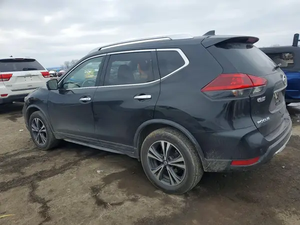 JN8AT2MV8KW380237 2019 NISSAN ROGUE - Image 2