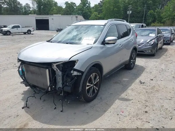 JN8AT2MV8KW380772 2019 NISSAN ROGUE - Image 2
