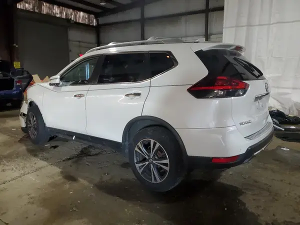 JN8AT2MV8KW382585 2019 NISSAN ROGUE - Image 2