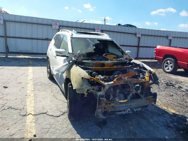 JN8AT2MV8KW385602 2019 NISSAN ROGUE - Image 1