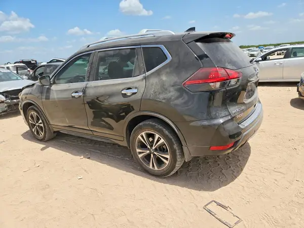 JN8AT2MV8KW388371 2019 NISSAN ROGUE - Image 2