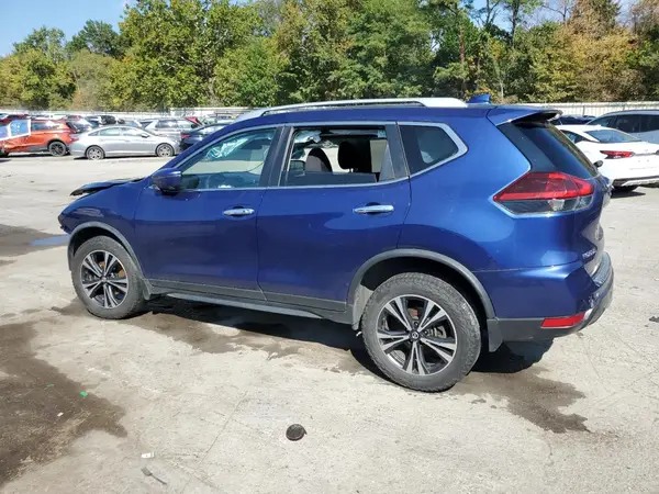 JN8AT2MV8KW388449 2019 NISSAN ROGUE - Image 2