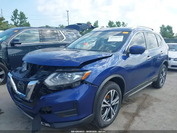JN8AT2MV8KW388712 2019 NISSAN ROGUE - Image 2