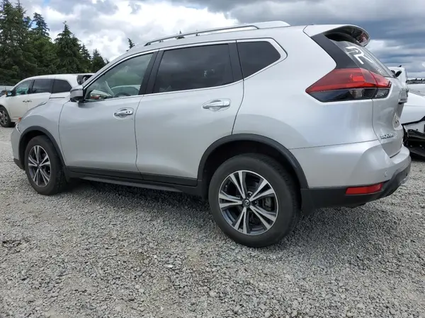 JN8AT2MV8KW389956 2019 NISSAN ROGUE - Image 2