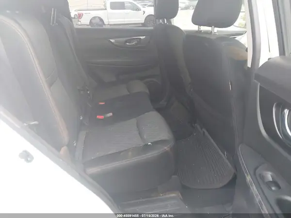 JN8AT2MV8KW392243 2019 NISSAN ROGUE - Image 8