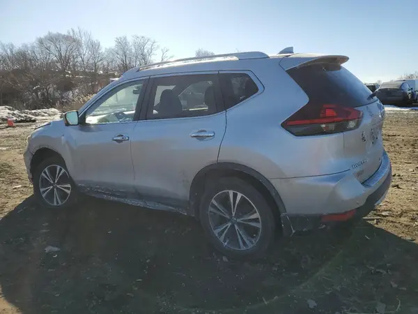 JN8AT2MV8KW393862 2019 NISSAN ROGUE - Image 2