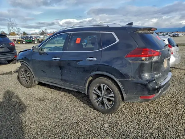 JN8AT2MV8KW398625 2019 NISSAN ROGUE - Image 2