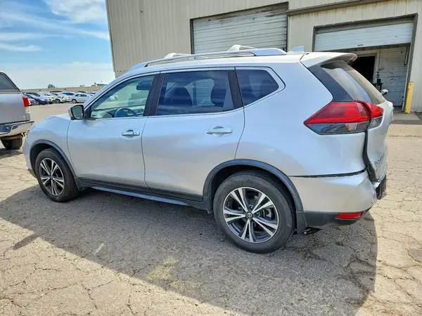 JN8AT2MV8KW398799 2019 NISSAN ROGUE - Image 2