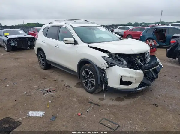 JN8AT2MV8KW401040 2019 NISSAN ROGUE - Image 1