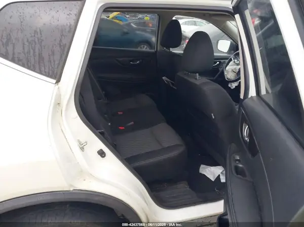 JN8AT2MV8KW401040 2019 NISSAN ROGUE - Image 8