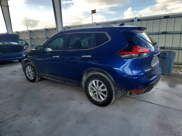 JN8AT2MV8LW109230 2020 NISSAN ROGUE - Image 2