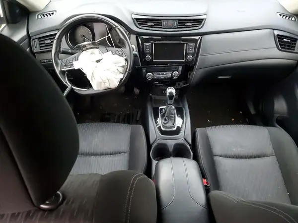 JN8AT2MV8LW113567 2020 NISSAN ROGUE - Image 8