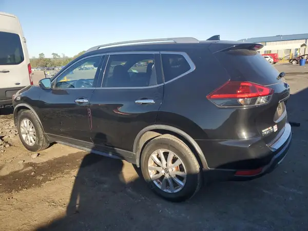 JN8AT2MV8LW117313 2020 NISSAN ROGUE - Image 2