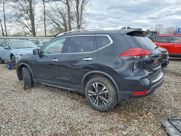 JN8AT2MV8LW123905 2020 NISSAN ROGUE - Image 2