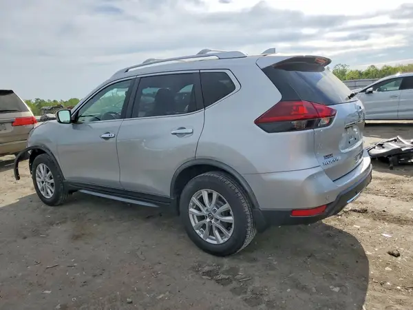 JN8AT2MV8LW130661 2020 NISSAN ROGUE - Image 2