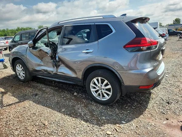 JN8AT2MV8LW130675 2020 NISSAN ROGUE - Image 2