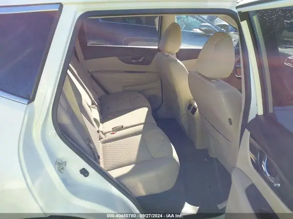 JN8AT2MV8LW137609 2020 NISSAN ROGUE - Image 8