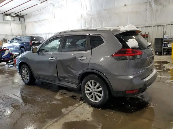 JN8AT2MV8LW139828 2020 NISSAN ROGUE - Image 2
