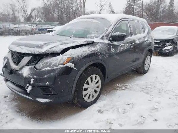 JN8AT2MV9GW133459 2016 NISSAN ROGUE - Image 2