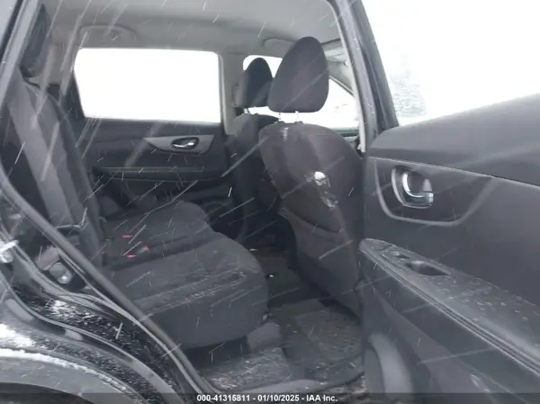 JN8AT2MV9GW133459 2016 NISSAN ROGUE - Image 8