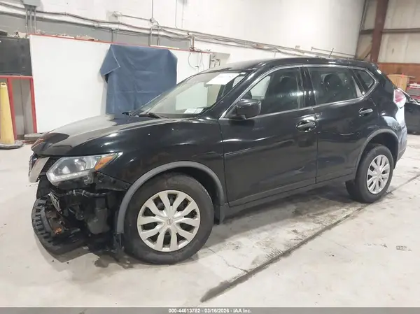 JN8AT2MV9GW136782 2016 NISSAN ROGUE - Image 2