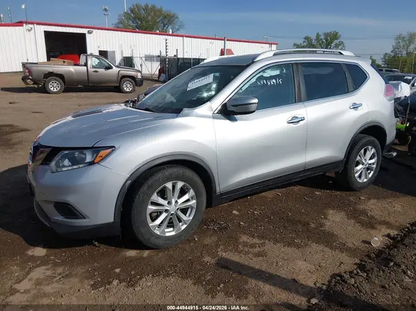 JN8AT2MV9GW138306 2016 NISSAN ROGUE - Image 2