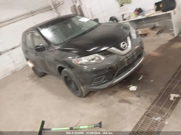 JN8AT2MV9GW141304 2016 NISSAN ROGUE - Image 1