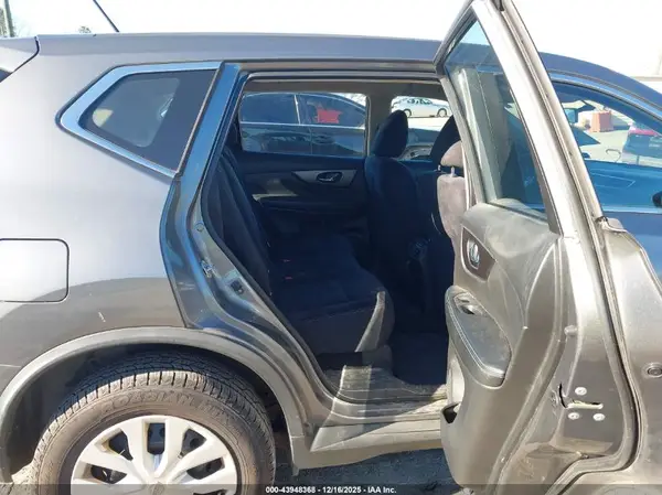 JN8AT2MV9GW147328 2016 NISSAN ROGUE - Image 8