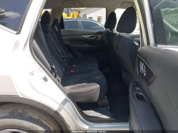 JN8AT2MV9GW150827 2016 NISSAN ROGUE - Image 8