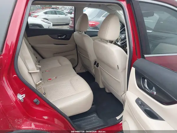 JN8AT2MV9HW002386 2017 NISSAN ROGUE - Image 8