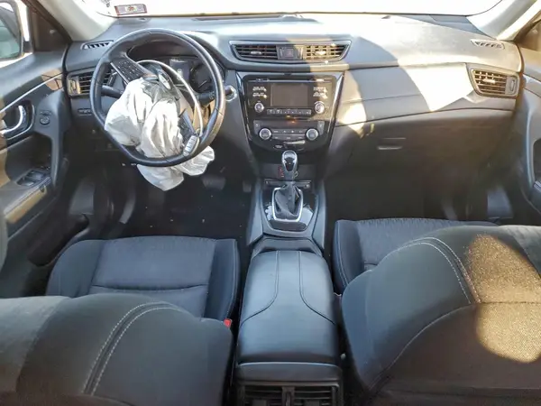 JN8AT2MV9HW002422 2017 NISSAN ROGUE - Image 8