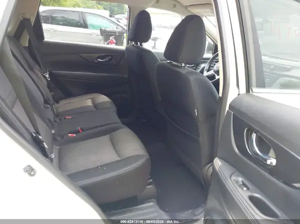 JN8AT2MV9HW004073 2017 NISSAN ROGUE - Image 8