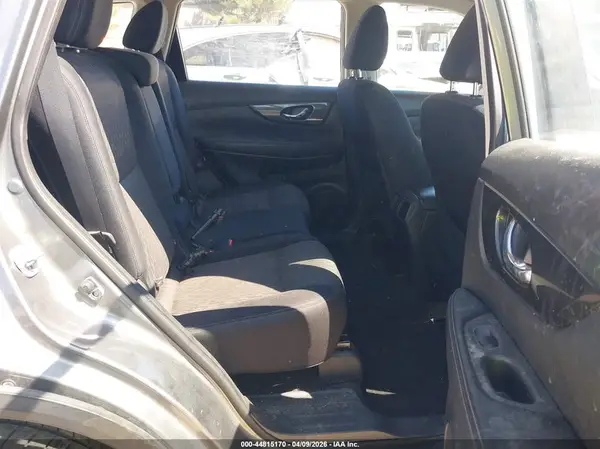 JN8AT2MV9HW005644 2017 NISSAN ROGUE - Image 8