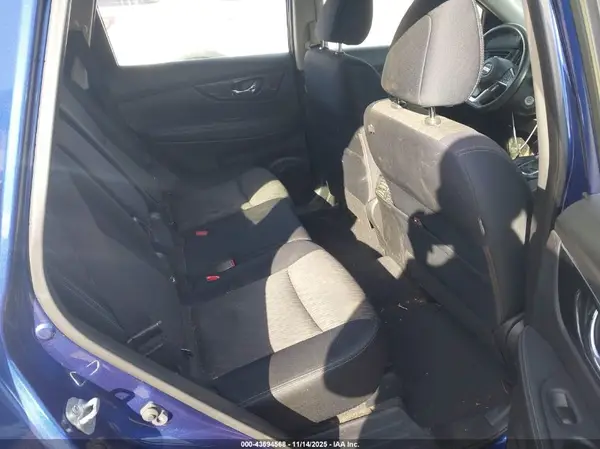 JN8AT2MV9HW007202 2017 NISSAN ROGUE - Image 8