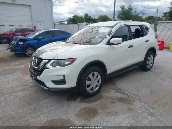 JN8AT2MV9HW007331 2017 NISSAN ROGUE - Image 2