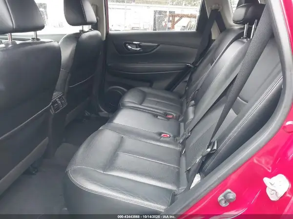 JN8AT2MV9HW007796 2017 NISSAN ROGUE - Image 8