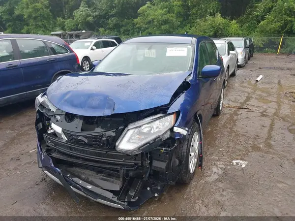 JN8AT2MV9HW008009 2017 NISSAN ROGUE - Image 2